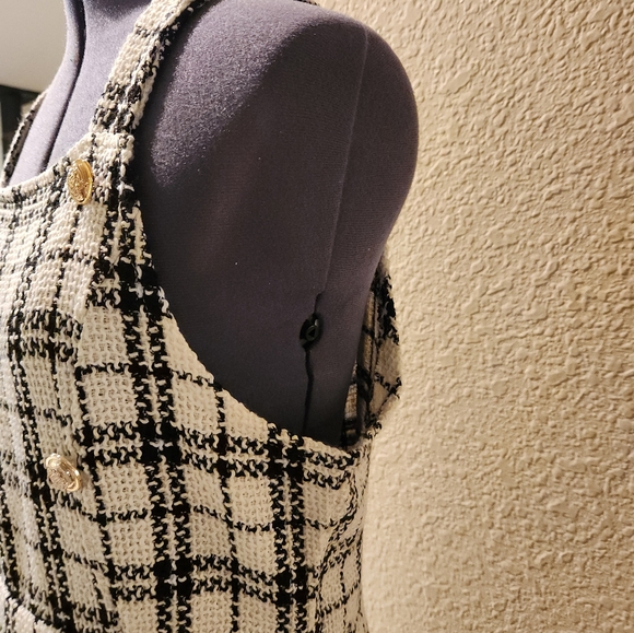 Black and White Plaid Tweed Jumper Dress - Picture 2 of 4